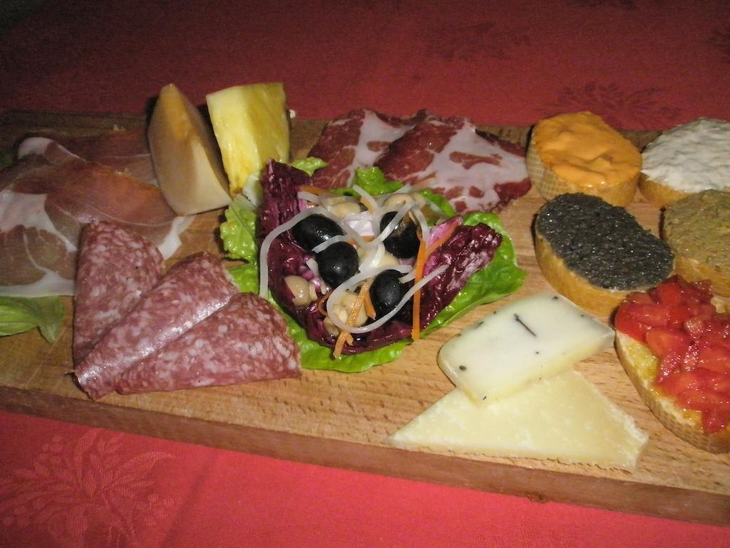 Sigillo Albergo Ristorante Montecucco Da Tobia מראה חיצוני תמונה