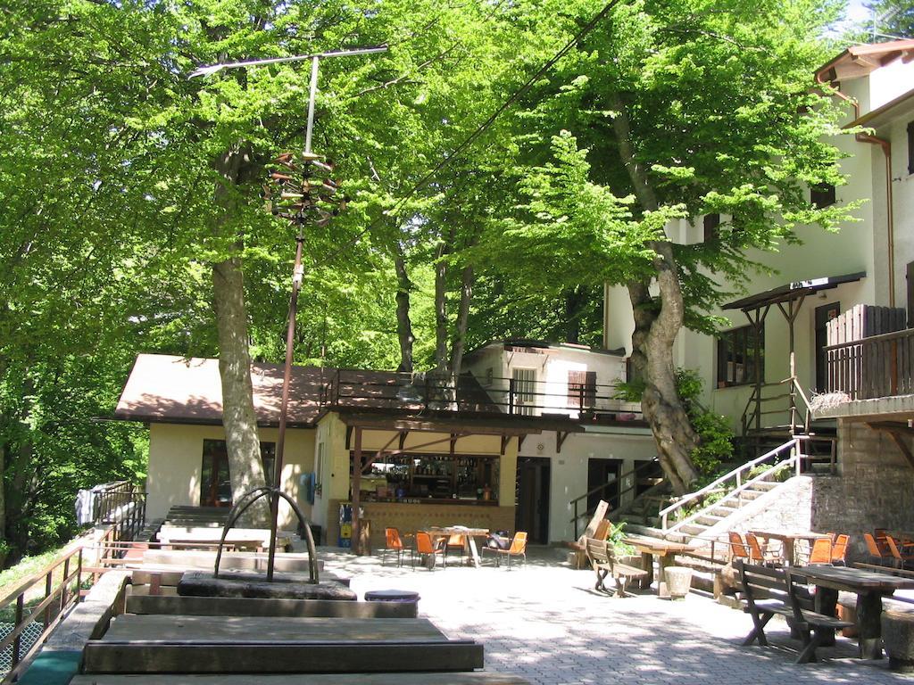 Sigillo Albergo Ristorante Montecucco Da Tobia מראה חיצוני תמונה